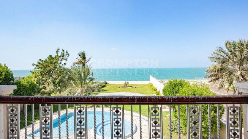 Вилла в Marina Village, Абу-Даби, 4 спальни, 562.1 м2 / в год