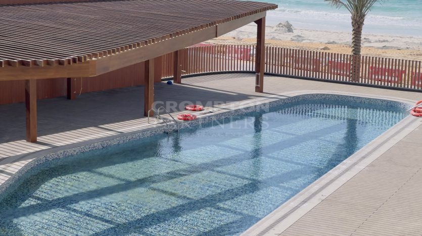 Apartment on Saadiyat Island, Abu-Dhabi, 3 bedrooms, 249 m2 / per year