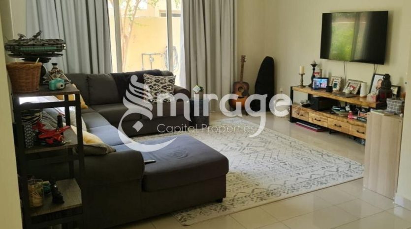 Villa on Al Raha Gardens, Abu-Dhabi, 5 bedrooms, 400.6 m2  | Foto 2