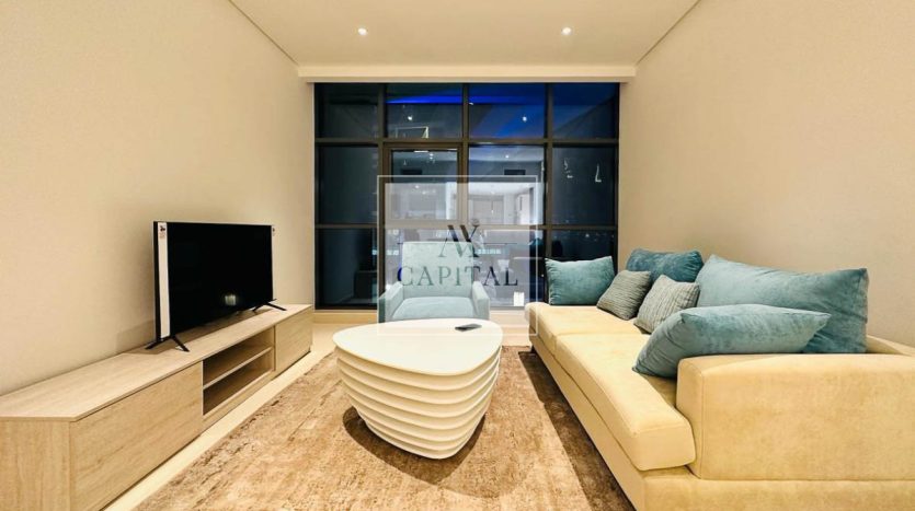 Apartment on Palm Jumeirah, Dubai, 1 bedroom, 59.7 m2 / per year