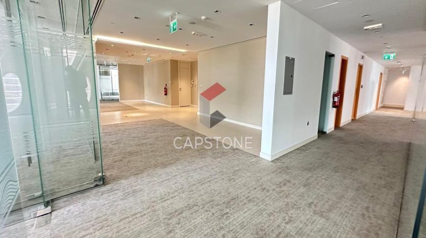 Office on Al Bateen, Abu-Dhabi, 987 m2 / per year