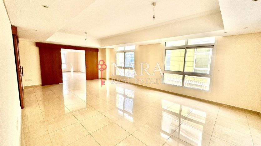 Villa on Khalifa City, Abu-Dhabi, 4 bedrooms, 585.6 m2 / per year
