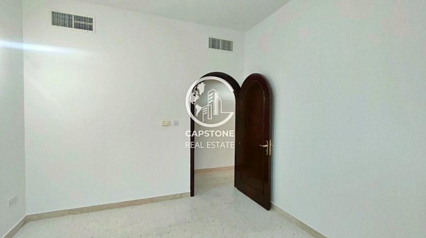 Квартира в Al Salam Street, Абу-Даби, 2 спальни, 100 м2 / в месяц