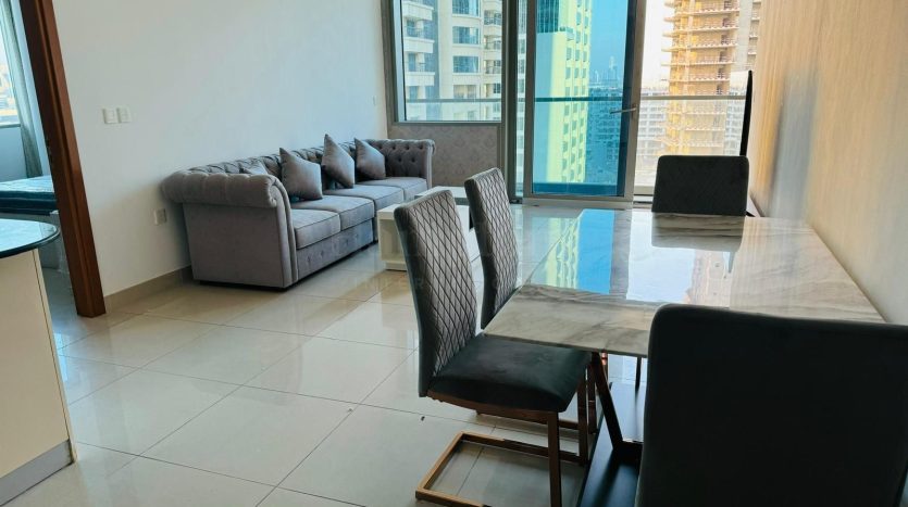 Apartment on Dubai Marina, 1 bedroom, 110.7 m2 / per year