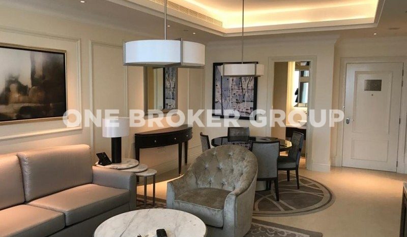 Apartment on Downtown Burj Dubai, 1 bedroom, 84.1 m2 / per year