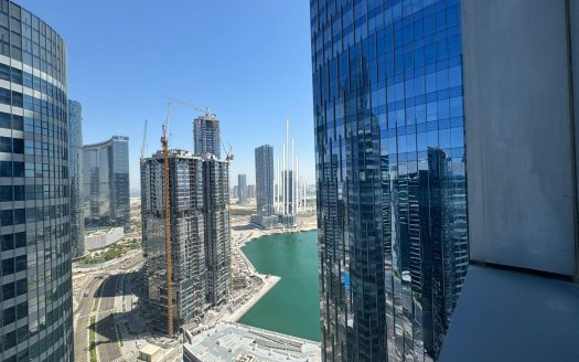 Apartment on Al Reem, Abu-Dhabi, 3 bedrooms, 151 m2 / per year