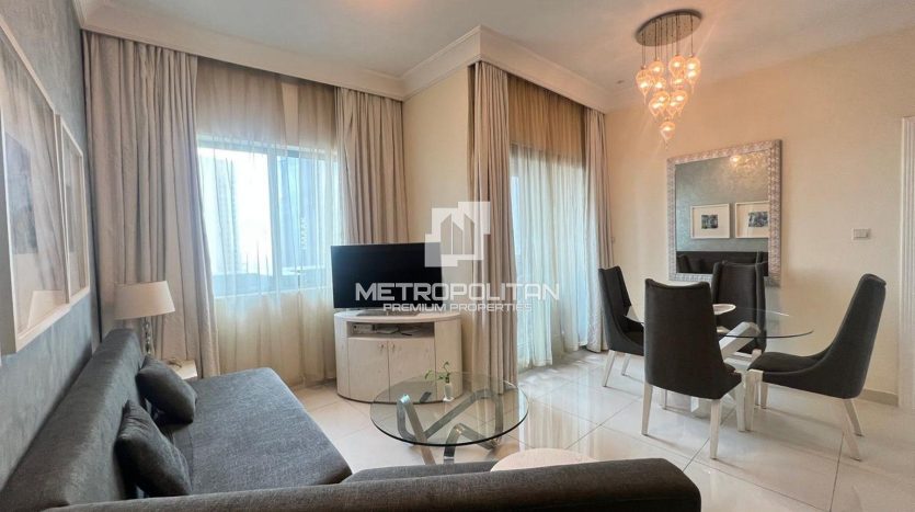 Apartment on Downtown Burj Dubai, 1 bedroom, 82 m2 / per year