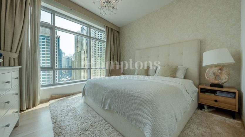 Apartment on Dubai Marina, 2 bedrooms, 135.9 m2 / per year