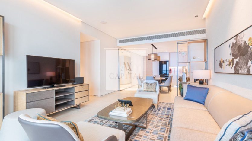 Apartment on Jumeirah Beach Residence, Dubai, 2 bedrooms, 136.9 m2 / per year