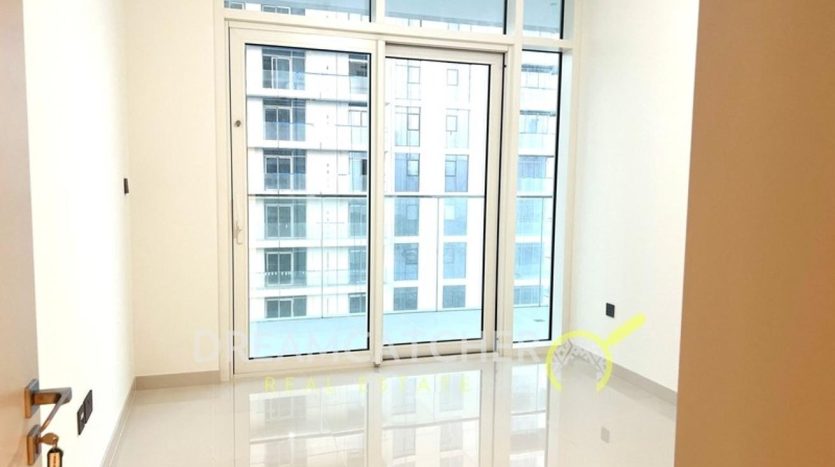 Apartment on Dubai Harbour, Dubai, 3 bedrooms, 194.72 m2 / per year