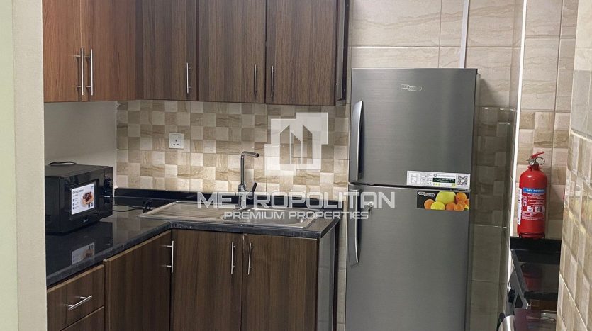 Apartment on Jumeirah Village Circle, Dubai, 2 bedrooms, 104 m2 / per year