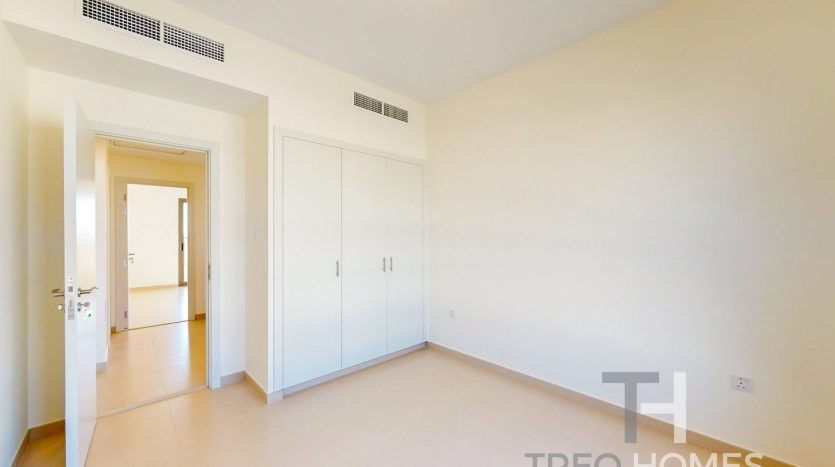Townhouse on Town Square, Dubai, 3 bedrooms, 191 m2 / per year