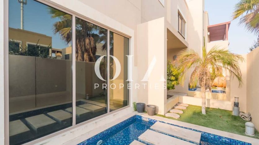 Villa on Al Raha Gardens, Abu-Dhabi, 5 bedrooms, 576 m2  | Foto 1