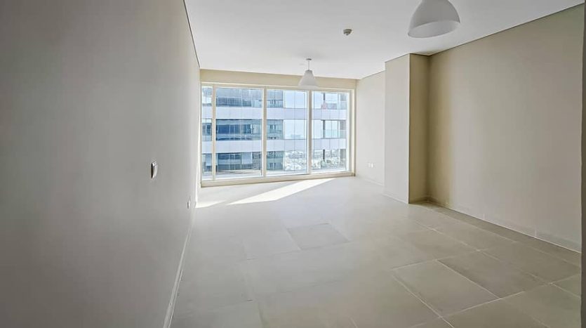 Apartment on Business Bay, Dubai, 2 bedrooms, 125 m2 / per year