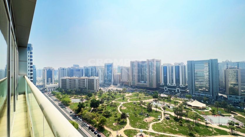 Apartment on Khalifa Street, Abu-Dhabi, 4 bedrooms, 280 m2 / per year