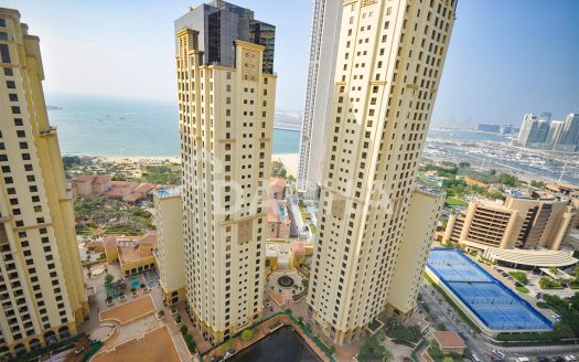 Apartment on Jumeirah Beach Residence, Dubai, 3 bedrooms, 174.8 m2 / per year