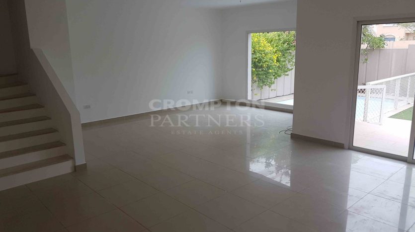 Villa on Al Reef, Abu-Dhabi, 5 bedrooms, 348.3 m2 / per year