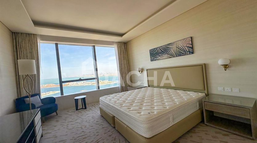 Apartment on Palm Jumeirah, Dubai, 1 bedroom, 103.6 m2 / per year
