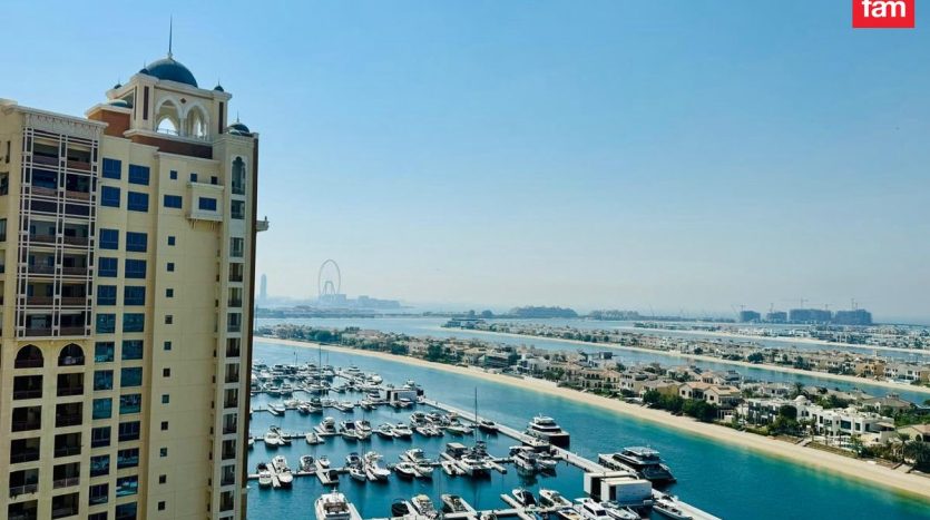 Apartment on Palm Jumeirah, Dubai, 3 bedrooms, 234.5 m2 / per year