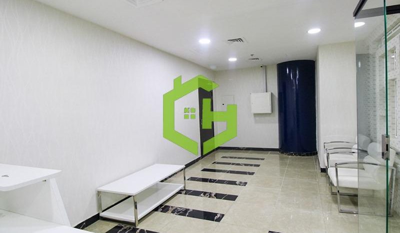 Office on Business Bay, Dubai, 87.5 m2 / per year