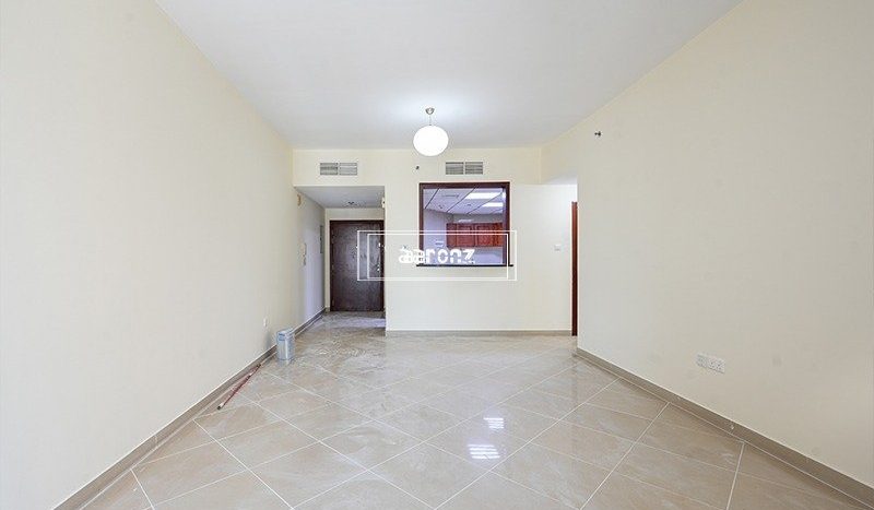 Квартира в Джумейра Лейк Тауэрс, Дубай, 2 спальни, 121.3 м2 / в год