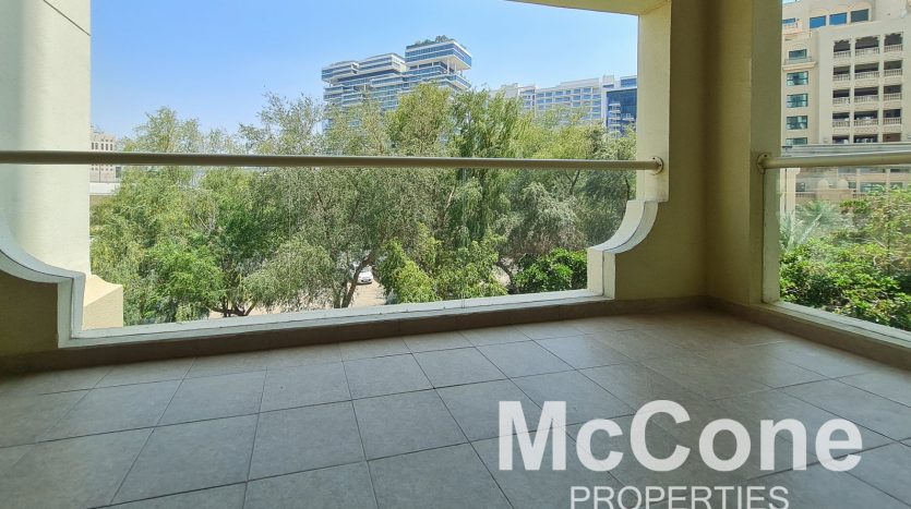 Apartment on Palm Jumeirah, Dubai, 1 bedroom, 106.37 m2 / per year