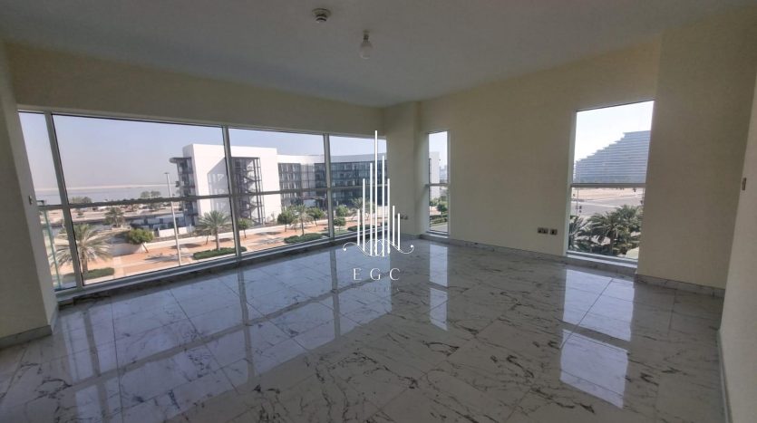 Apartment on Al Raha Beach, Abu-Dhabi, 2 bedrooms, 185.3 m2 / per year