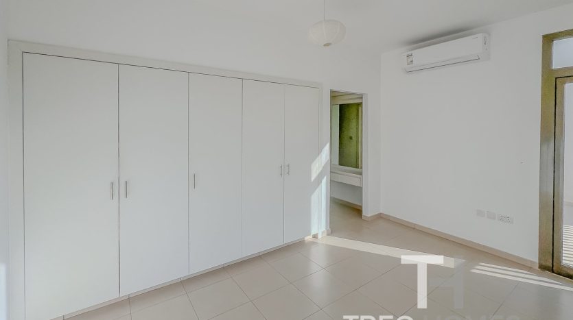 Townhouse on Town Square, Dubai, 4 bedrooms, 282 m2 / per year