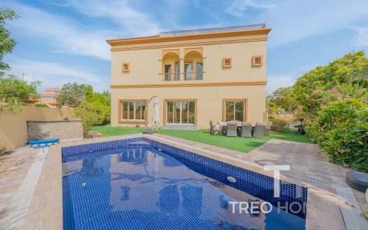 Вилла в The Villa, Дубай, 6 спален, 787 м2 / в год