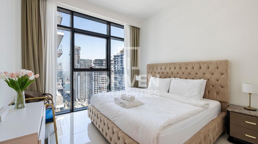 Apartment on Dubai Harbour, Dubai, 2 bedrooms, 106 m2 / per year