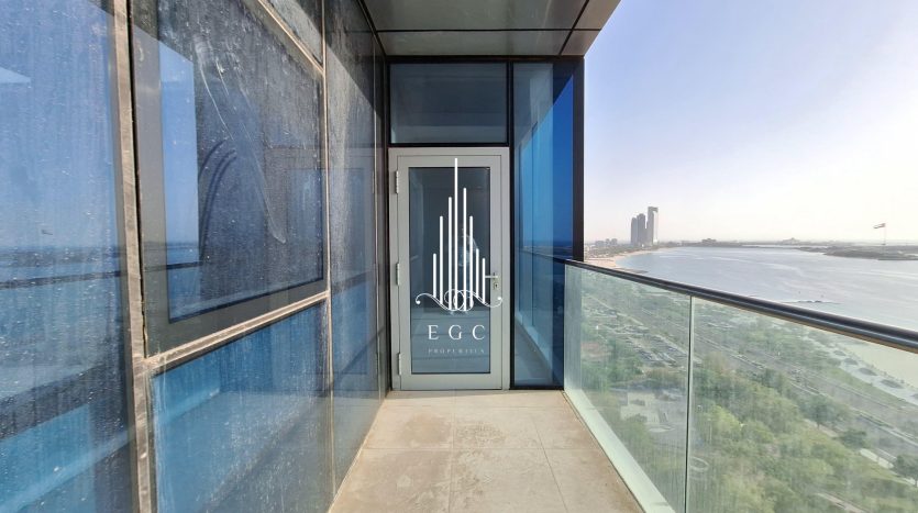 Apartment on Corniche Road, Abu-Dhabi, 3 bedrooms, 227.6 m2 / per year