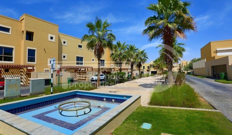 Villa on Al Raha Gardens, Abu-Dhabi, 4 bedrooms, 298.2 m2  | Foto 2