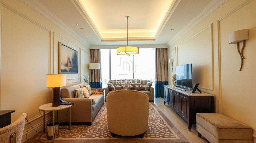 Apartment on Downtown Burj Dubai, 2 bedrooms, 118 m2 / per year