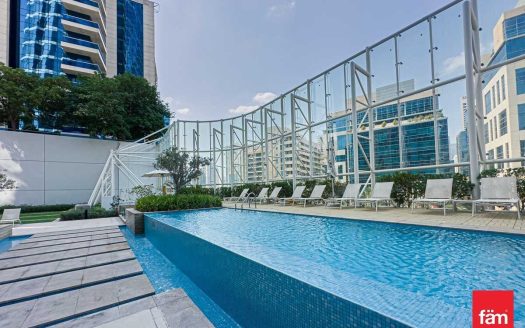 Apartment on Business Bay, Dubai, 2 bedrooms, 113.1 m2 / per year