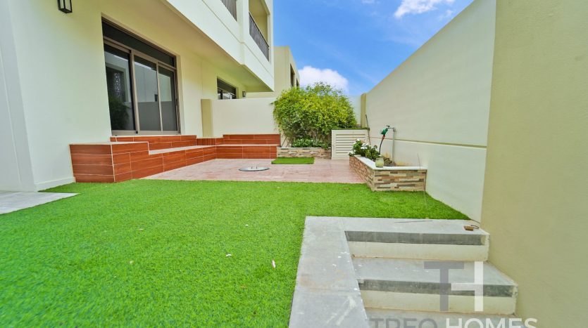 Townhouse on Town Square, Dubai, 3 bedrooms, 197 m2 / per year