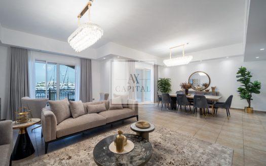 Townhouse on Palm Jumeirah, Dubai, 2 bedrooms, 371.3 m2 / per year