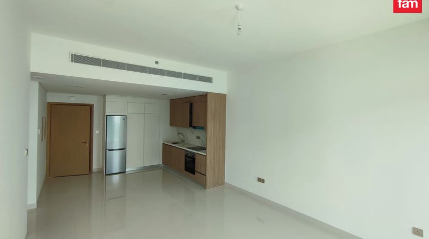 Apartment on Dubai Harbour, Dubai, 1 bedroom, 69 m2 / per year