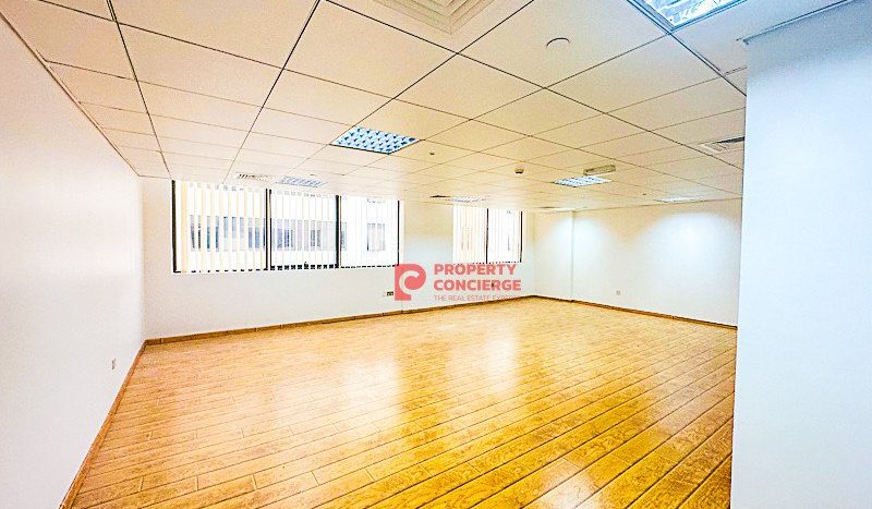 Office on Dubai Investment Park, Dubai, 44 m2 / per month