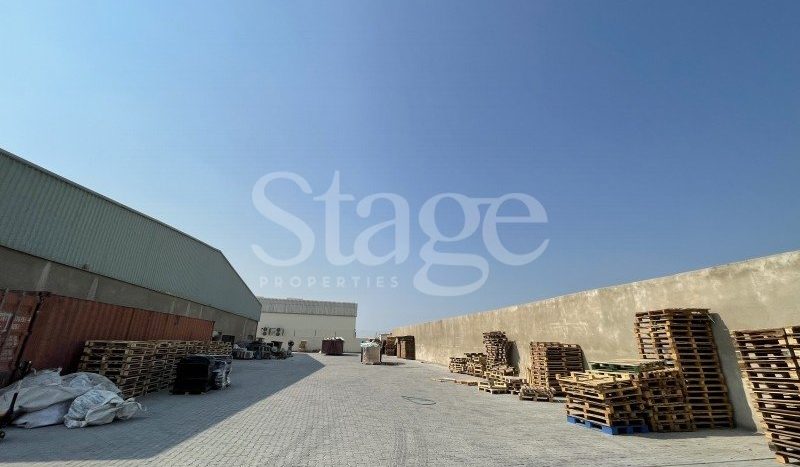 Warehouse on Dubai Investment Park, Dubai, 12304 m2 / per year