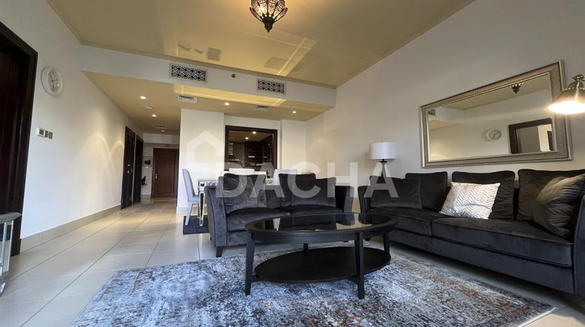 Квартира в Old Town, Дубай, 2 спальни, 113.3 м2 / в год