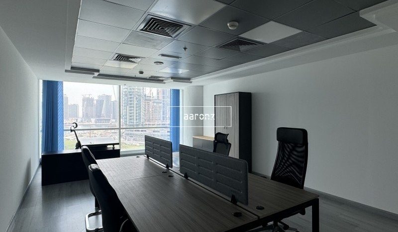 Office on Business Bay, Dubai, 51.1 m2 / per year