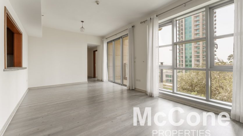 Apartment on Downtown Burj Dubai, 2 bedrooms, 111.39 m2 / per year