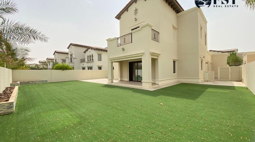 Вилла в Arabian Ranches 2, Дубай, 4 спальни, 608 м2 / в год