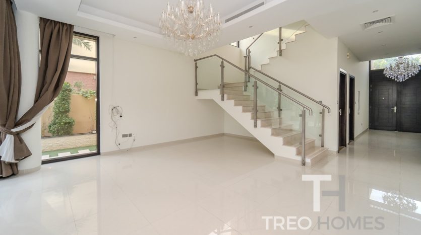 Вилла в DAMAC Hills (Akoya by DAMAC), Дубай, 5 спален, 479 м2 / в год