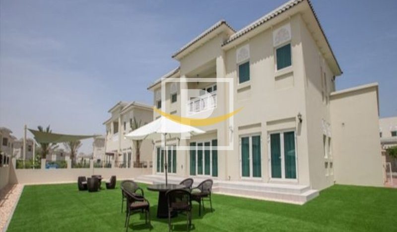 Villa on Al Furjan, Dubai, 4 bedrooms, 415.6 m2  | Foto 3
