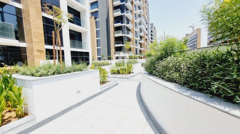 Квартира в Meydan, Дубай, 3 спальни, 103 м2 / в год