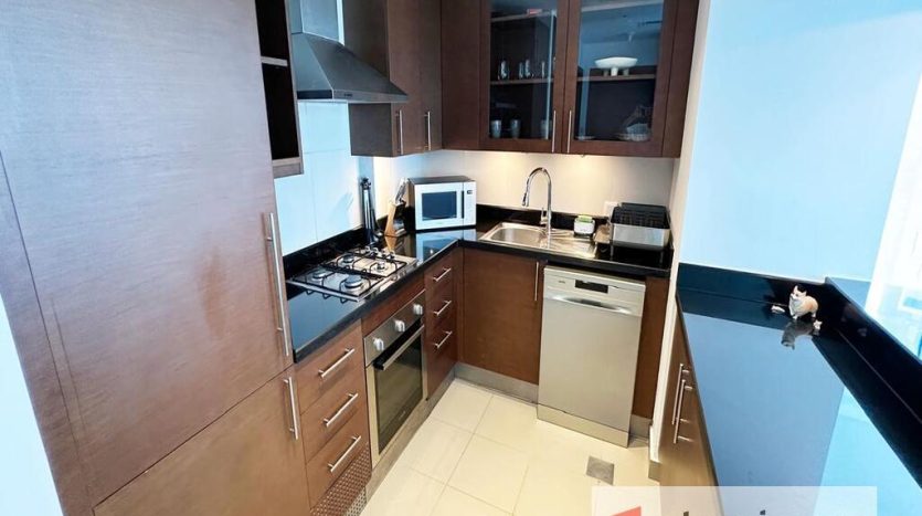 Apartment on Business Bay, Dubai, 1 bedroom, 76.3 m2 / per year