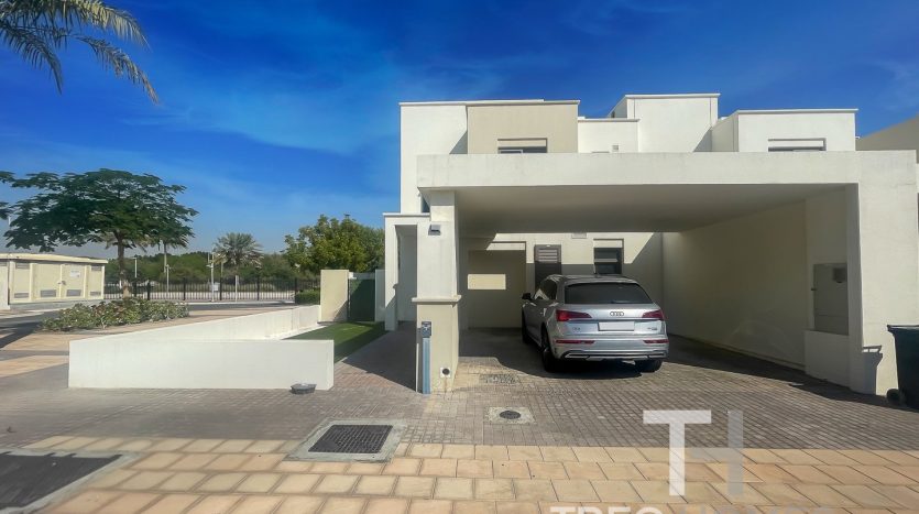 Townhouse on Town Square, Dubai, 4 bedrooms, 292 m2 / per year