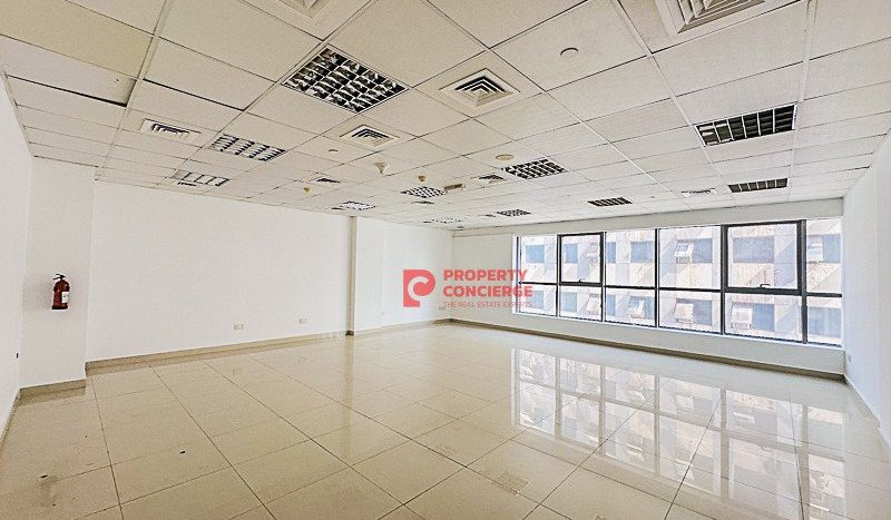 Office on Dubai Investment Park, Dubai, 103 m2 / per month