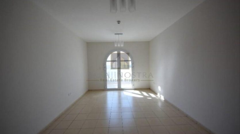 Townhouse on Jumeirah Village Circle, Dubai, 4 bedrooms, 278.7 m2  | Foto 1